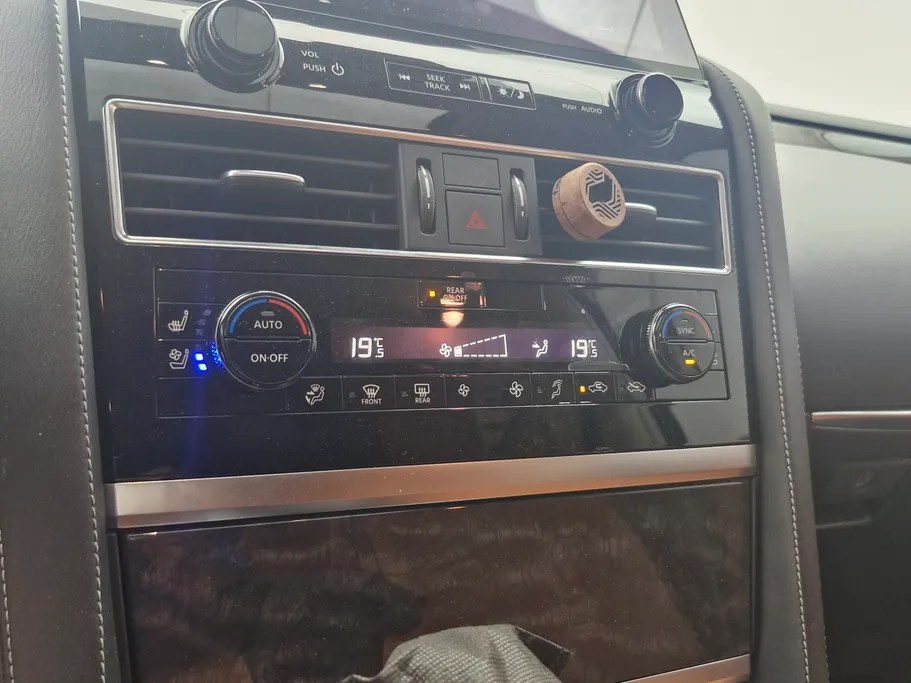 2024 Nissan Patrol Platinum 