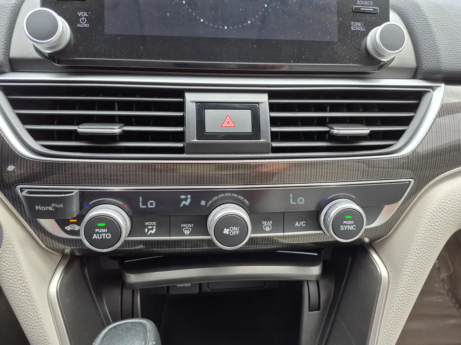 هوندا اكورد LX Sport 2021 