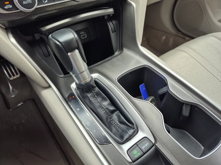هوندا اكورد LX Sport 2021 