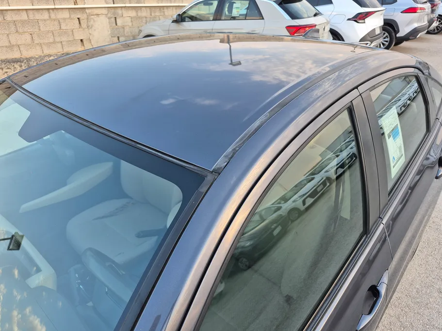 2023 Toyota Yaris  Y 