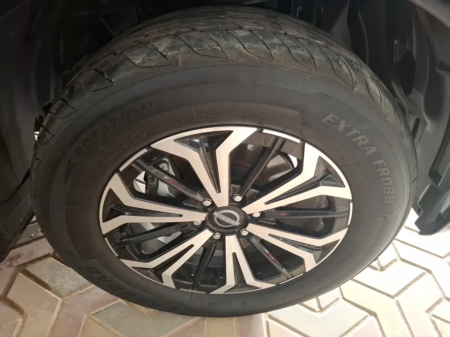 2023 Nissan Patrol Titanium 