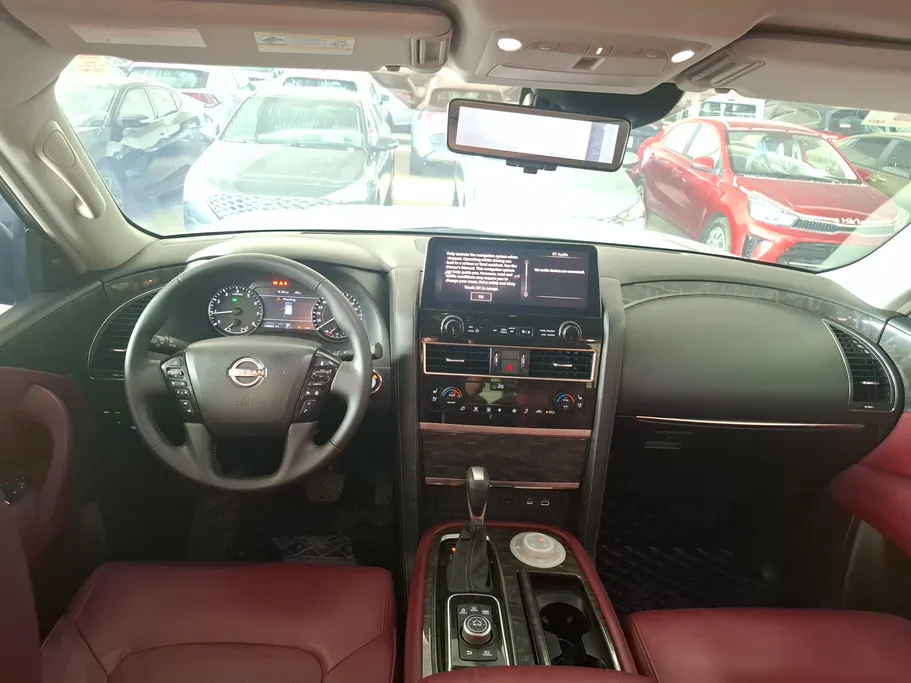 2023 Nissan Patrol Titanium 