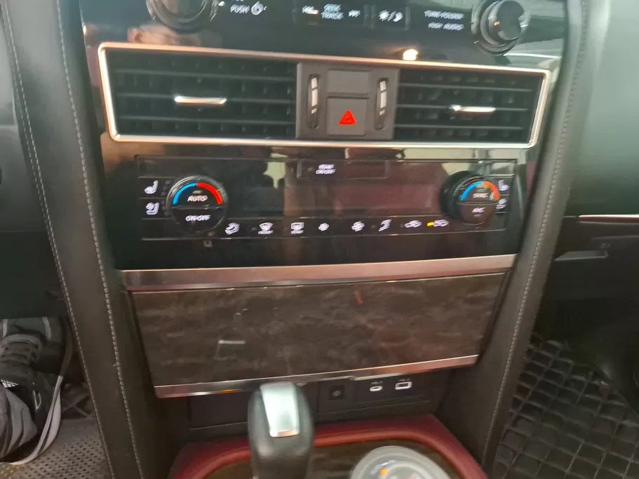 2023 Nissan Patrol Titanium 
