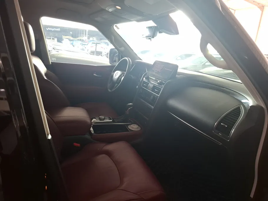 2023 Nissan Patrol Titanium 