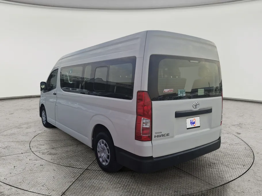 2022 Toyota Haice ركاب 