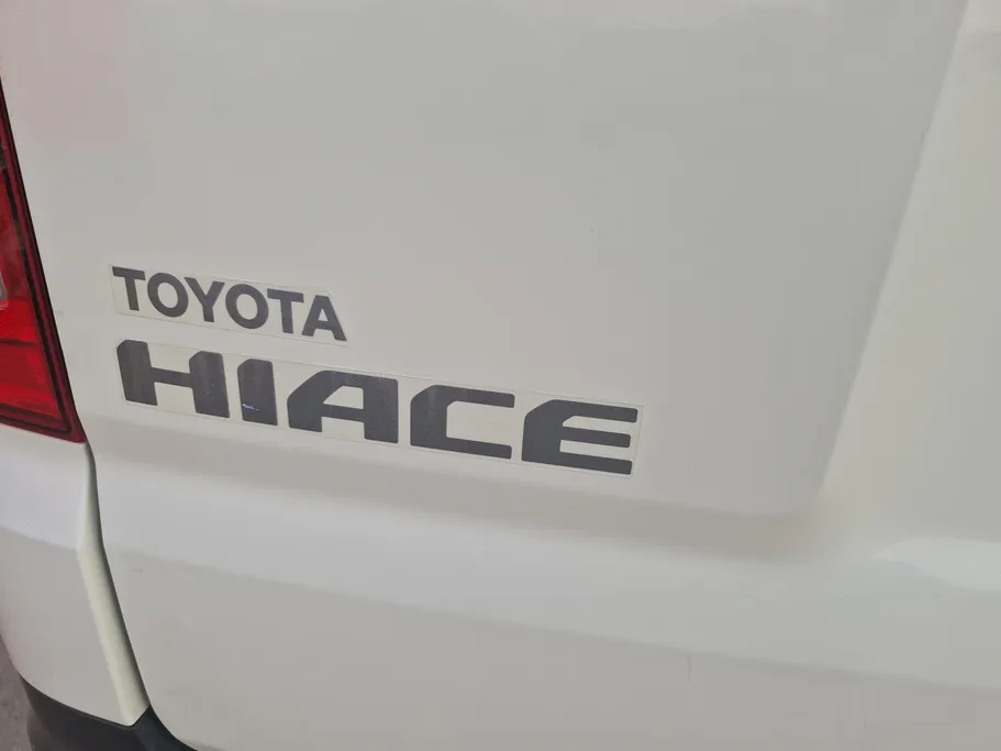 2022 Toyota Haice ركاب 