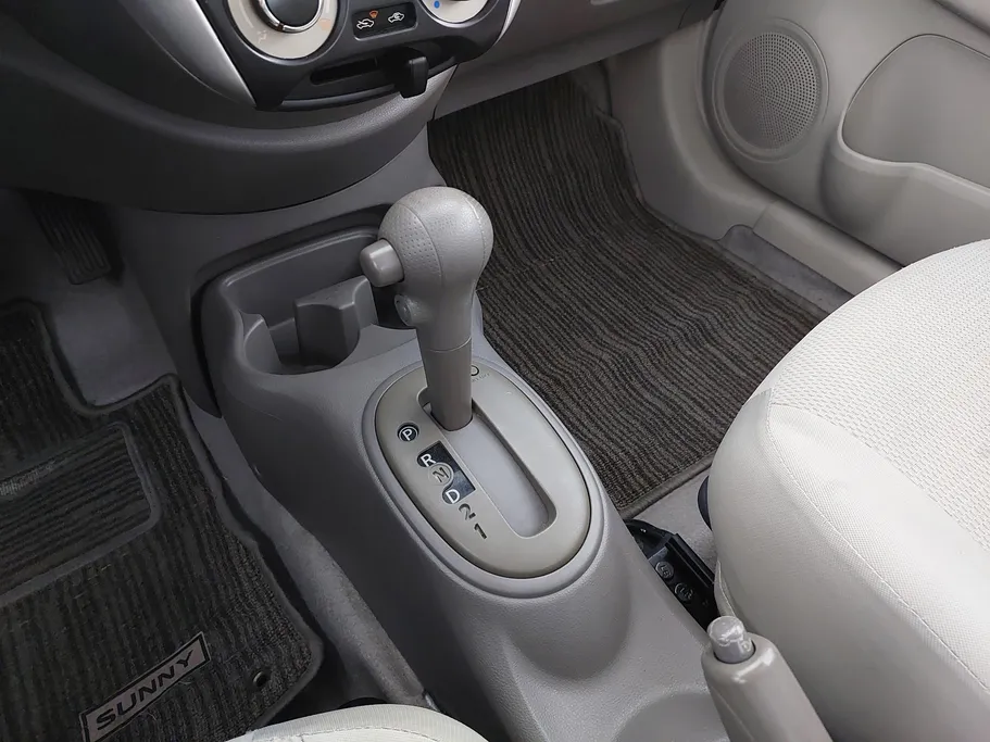2022 Nissan Sunny Classic 