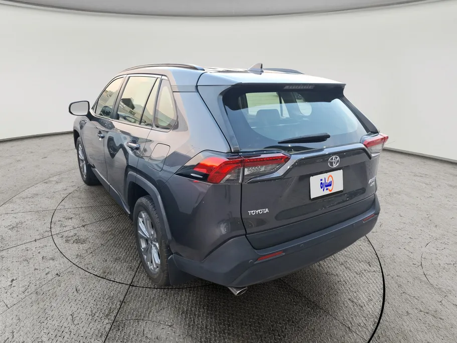 2022 Toyota RAV4 GLE 