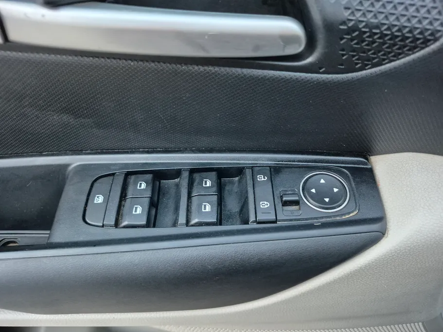 2023 Kia SONET GL 