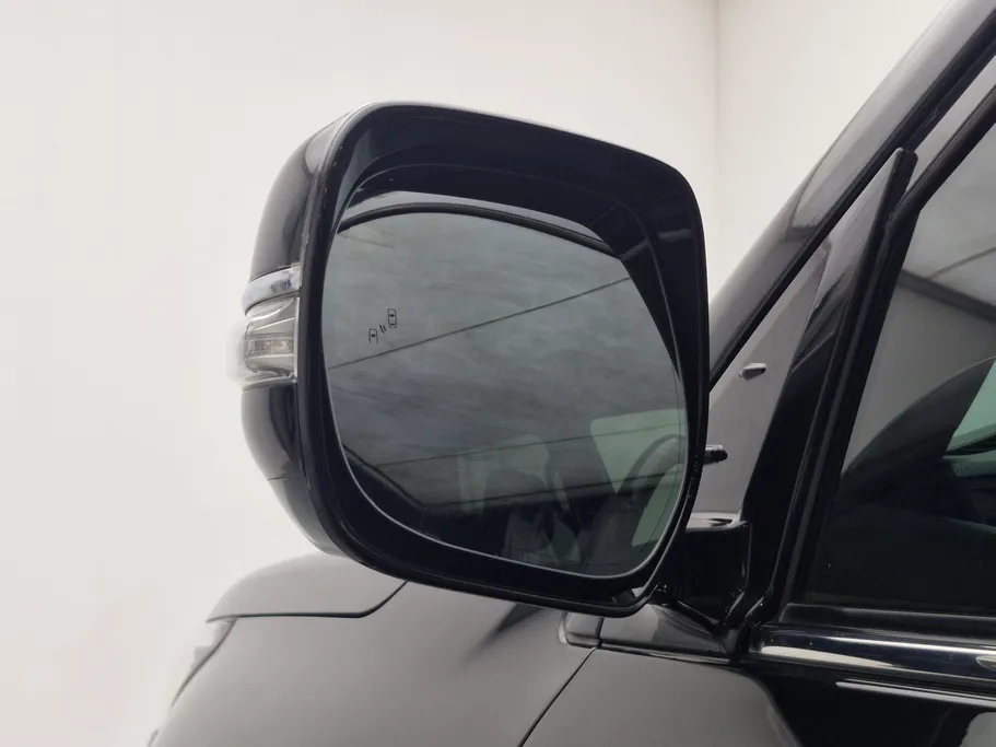2020 Lexus LX 570 S 
