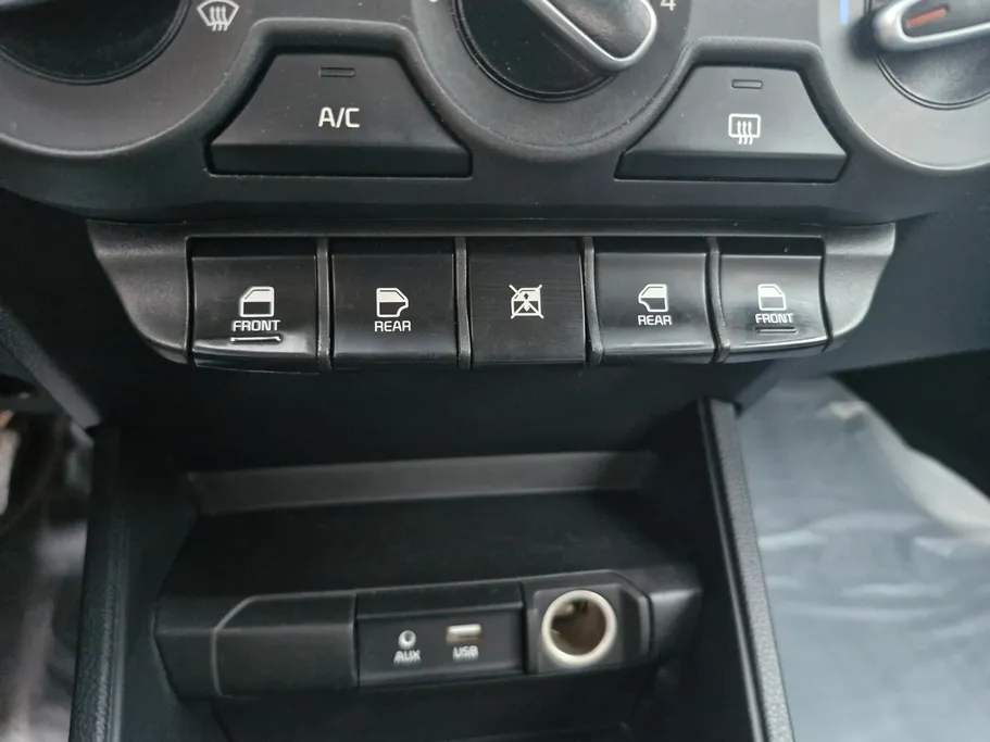 2023 Kia Pegas LX2 