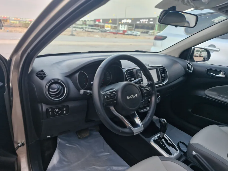 2023 Kia Pegas LX2 