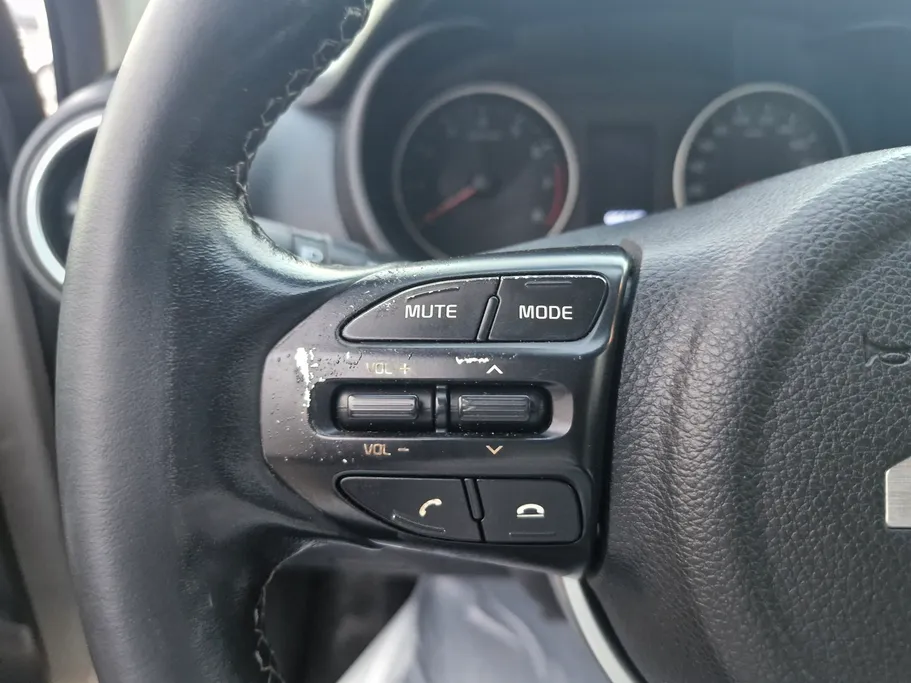 2023 Kia Pegas LX2 