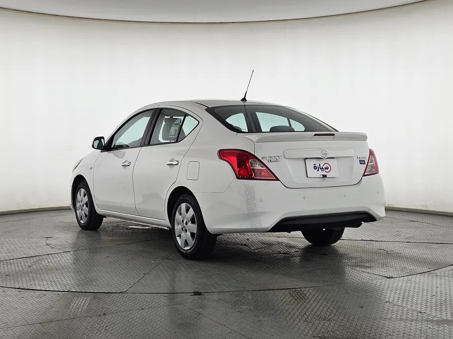 2022 Nissan Sunny Classic 