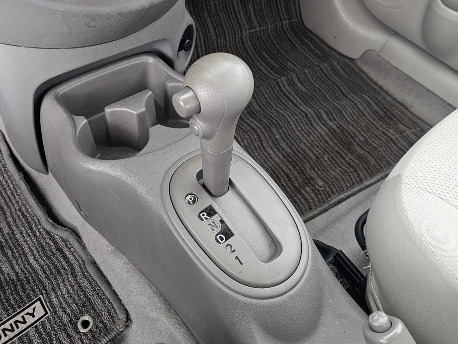 2022 Nissan Sunny Classic 
