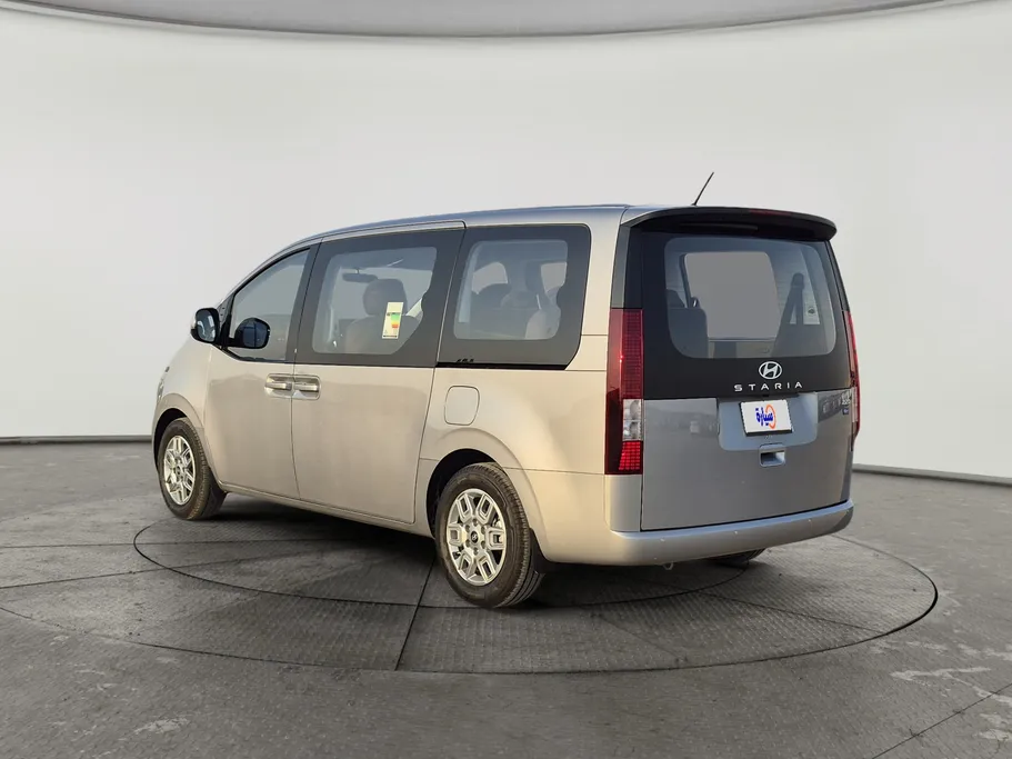 2026 Hyundai Staria Smart 9 ST 
