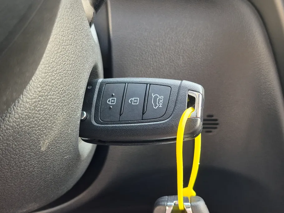 2026 Hyundai Staria Smart 9 ST 