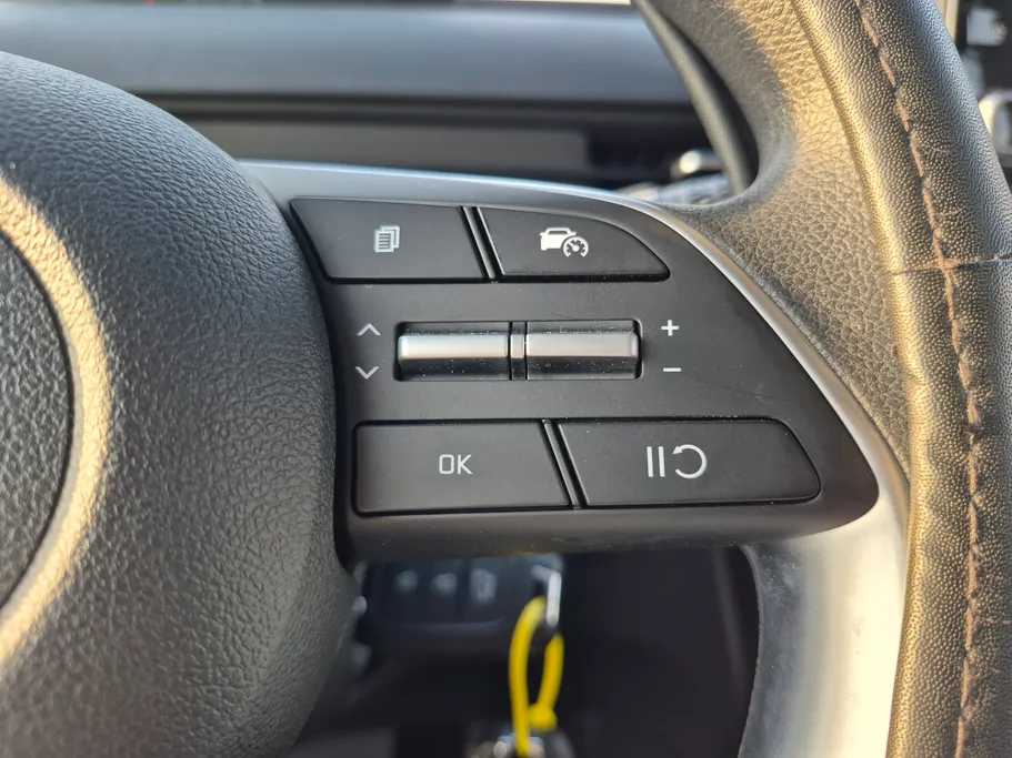 2026 Hyundai Staria Smart 9 ST 