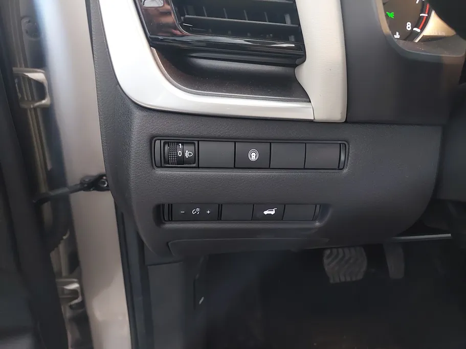 2025 Nissan Xtrail SV Plus 