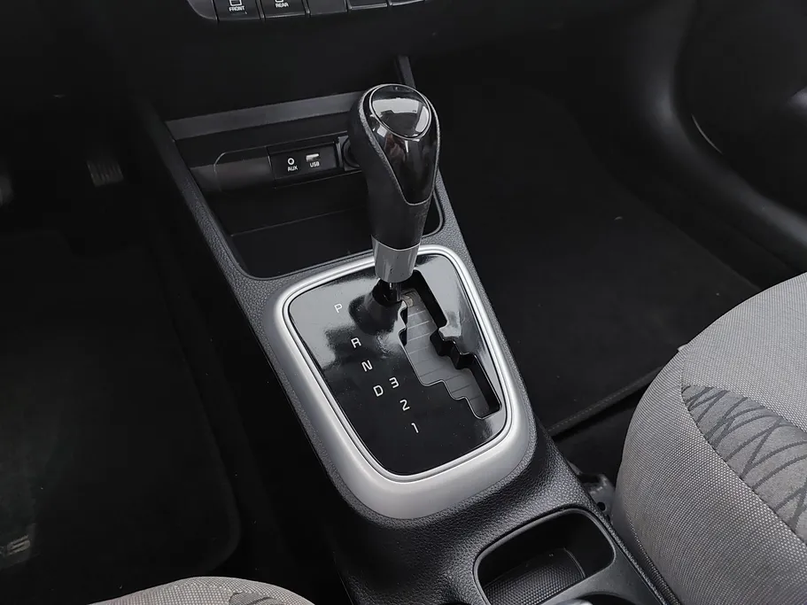 2023 Kia Pegas LX 