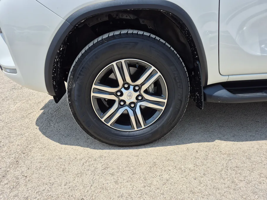 2022 Toyota Fortuner GX 