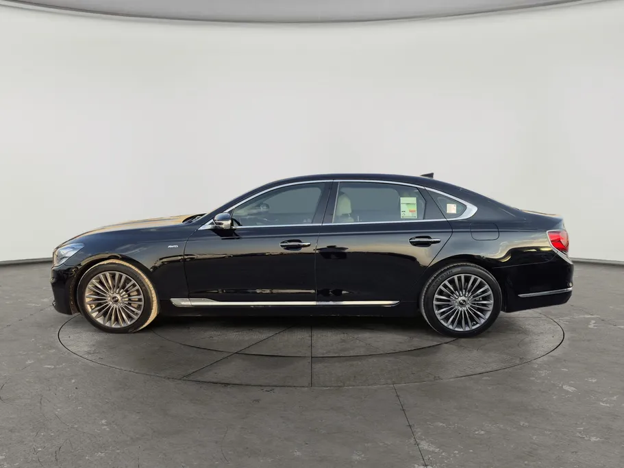 2020 Kia K900  