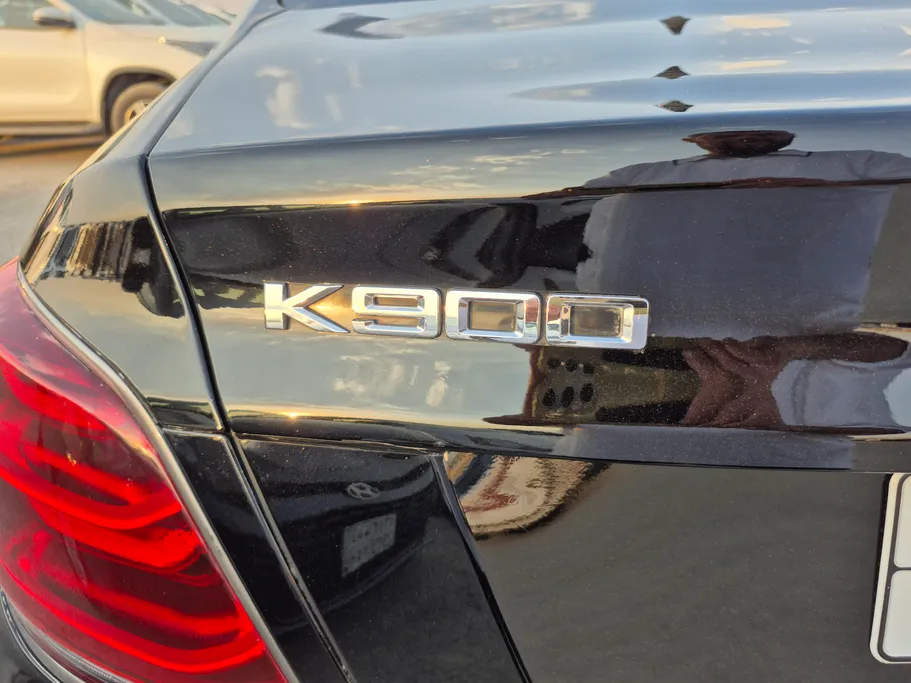 2020 Kia K900  