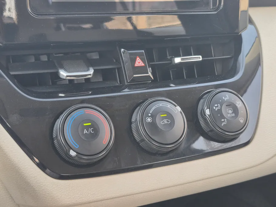 2024 Toyota Corolla XLI 