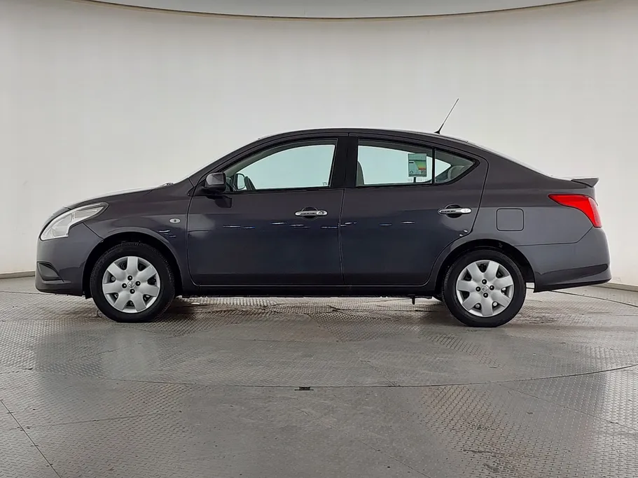 2022 Nissan Sunny SV 