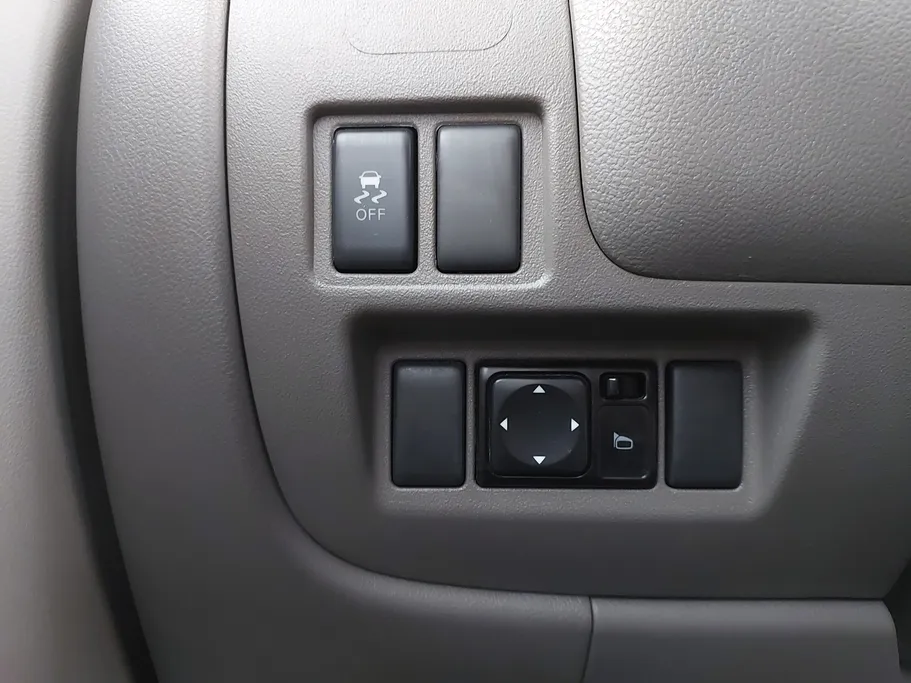 2022 Nissan Sunny SV 