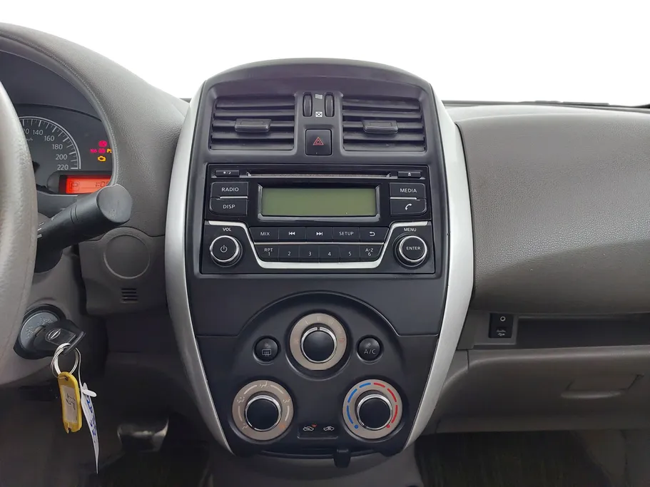 2022 Nissan Sunny SV 