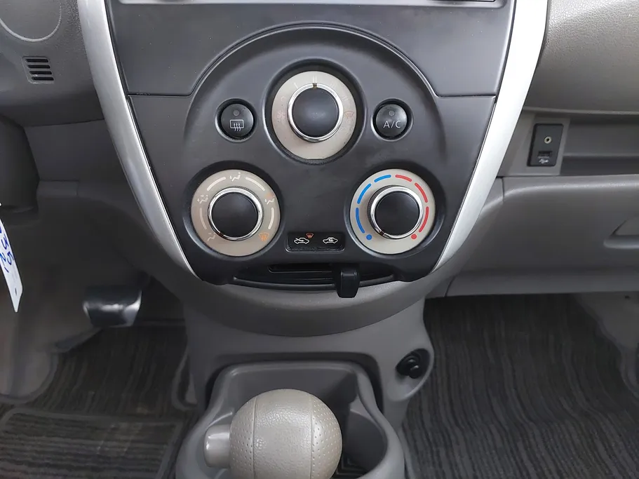 2022 Nissan Sunny SV 