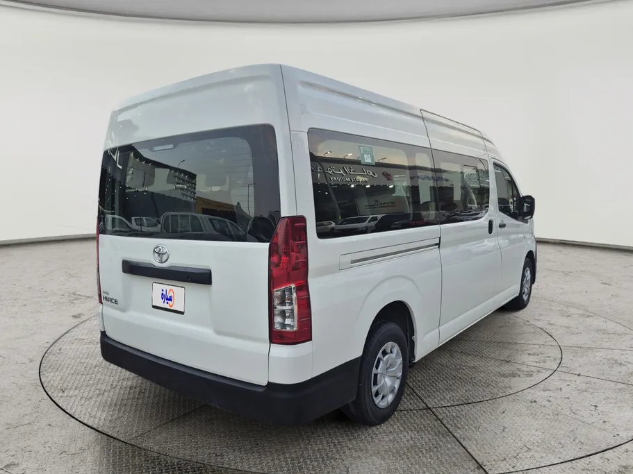 2022 Toyota Haice ركاب سقف عالي 