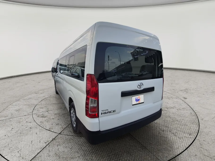 2022 Toyota Haice ركاب سقف عالي 