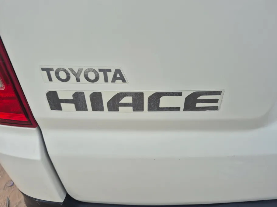 2022 Toyota Haice ركاب سقف عالي 