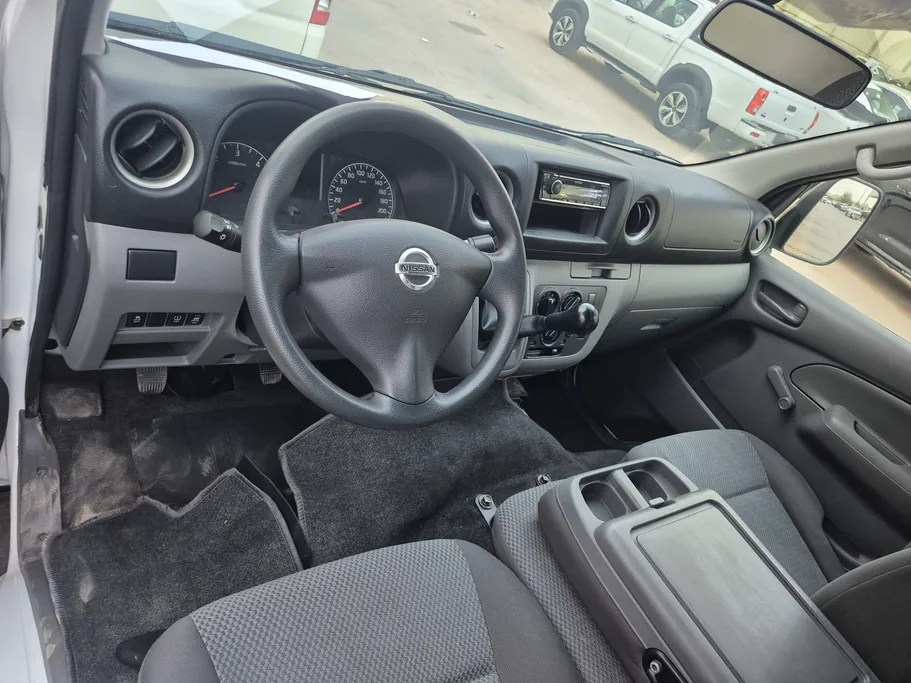 نيسان باص اورفان ثلاجة 2021 