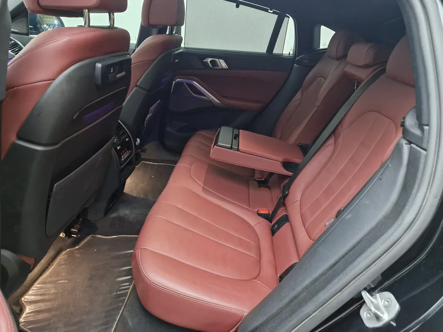 بي ام دبليو الفئة اكس 6 xDrive 40i 2023 