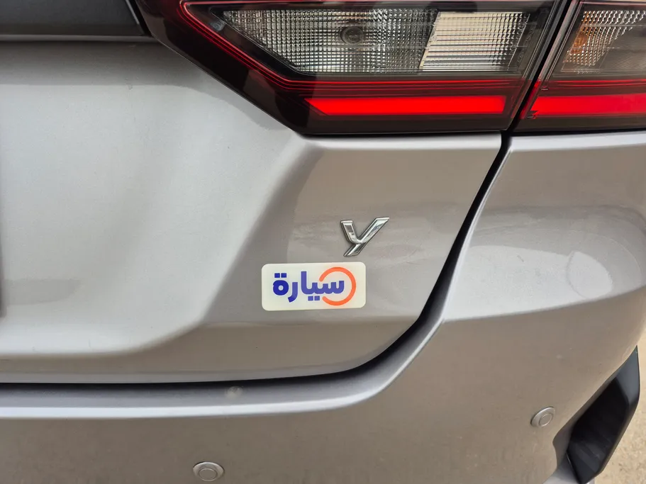 تويوتا يارس Y 2023 
