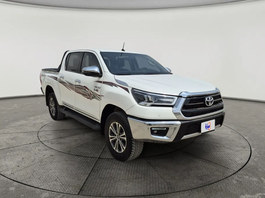 تويوتا هايلكس SGLX 4X4 MT DSL 2024 