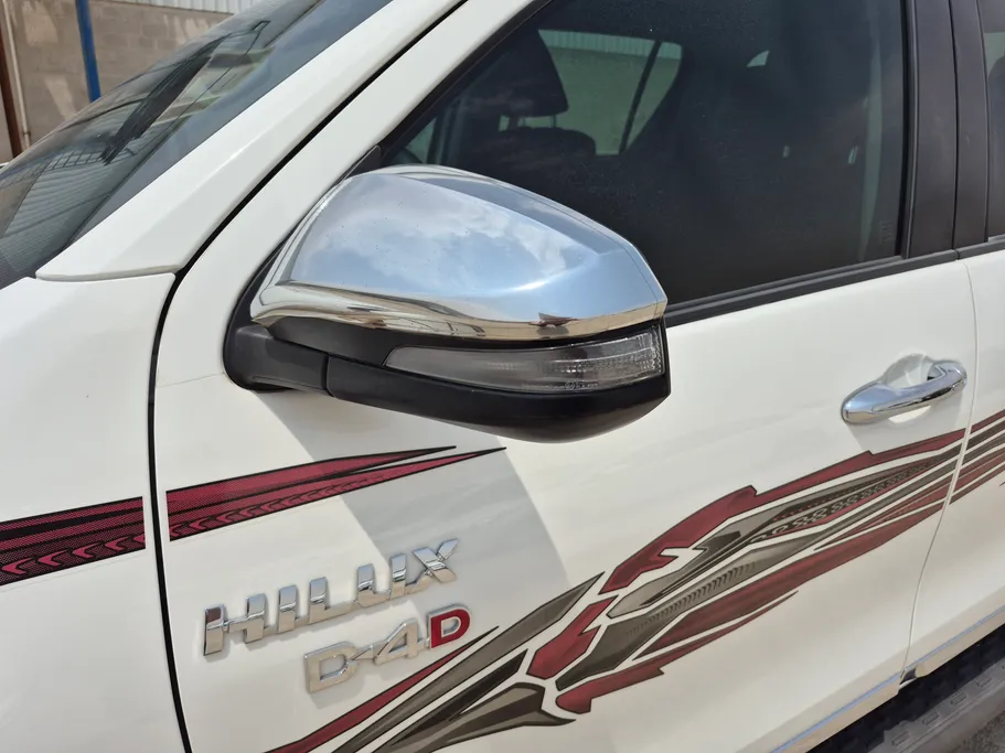 تويوتا هايلكس SGLX 4X4 MT DSL 2024 