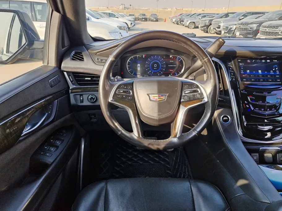 2019 Cadillac Escalade Platinum 