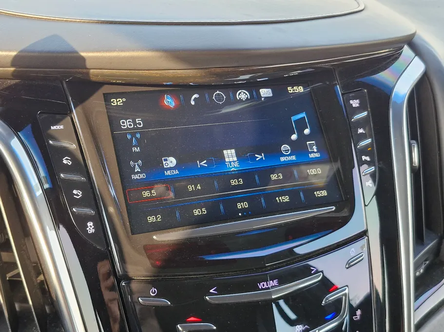 2019 Cadillac Escalade Platinum 
