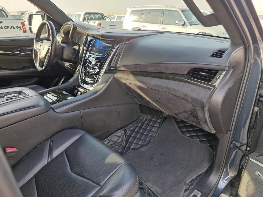 2019 Cadillac Escalade Platinum 
