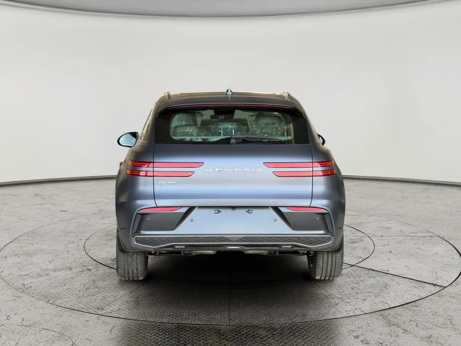 2026 Genesis GV70 Premium 