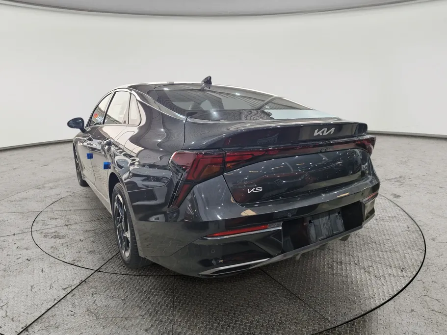 2025 Kia K5 LX 