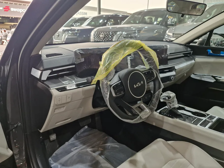2025 Kia K5 LX 