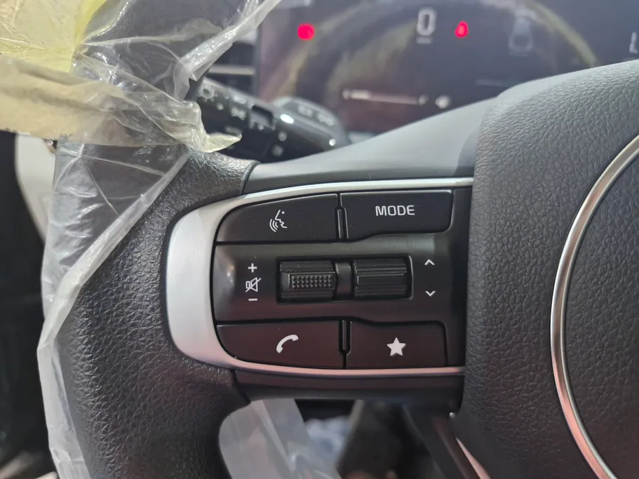2025 Kia K5 LX 