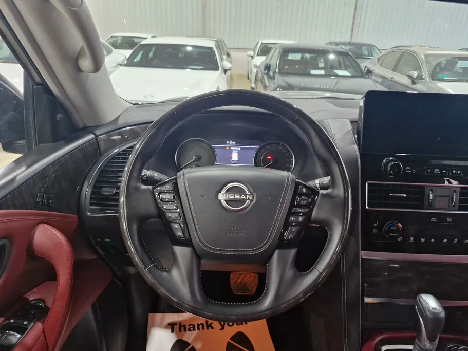 2023 Nissan Patrol Platinum 