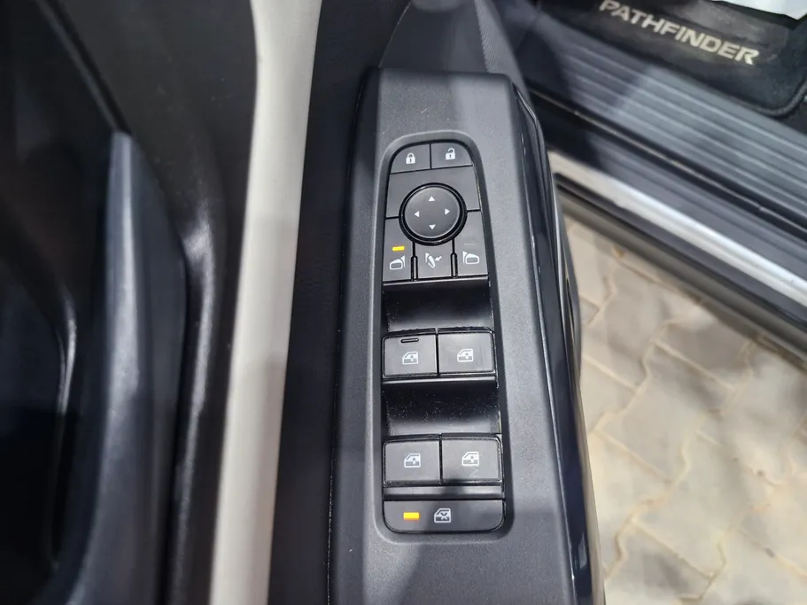 نيسان باثفندر S 2023 