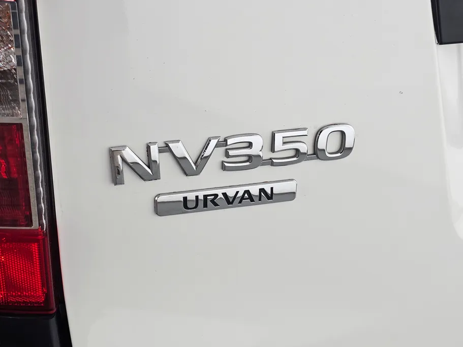 نيسان باص اورفان NV350 2021 